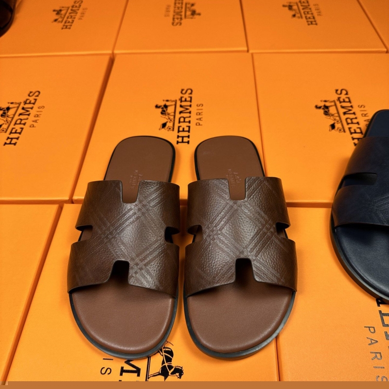 H**mes slippers